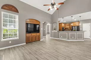 5540 Plata Ln, Benbrook, TX 76126 - Photo 9