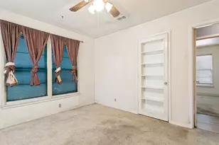 709 Mulkey Ln, Denton, TX 76209 - Photo 19