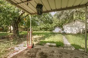 709 Mulkey Ln, Denton, TX 76209 - Photo 23
