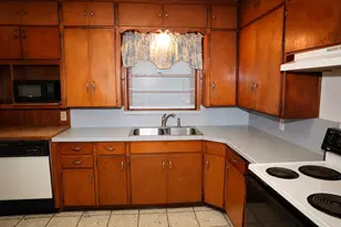 709 Mulkey Ln, Denton, TX 76209 - Photo 3