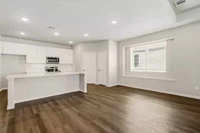 1120 Runway Road, Fort Worth, TX 76131 - Photo 5