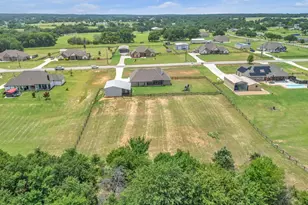 7609 Carter Rnch Rd, Azle, TX 76020 - Photo 3