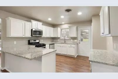 5229 Rutland Avenue, Fort Worth, TX 76133 - Photo 7