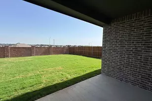 668 Tyronza Dr, Justin, TX 76247 - Photo 5