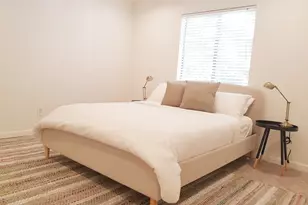 7431 Holly Hill Dr, Dallas, TX 75231 - Photo 5
