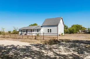506 N Fm 156, Ponder, TX 76259 - Photo 3