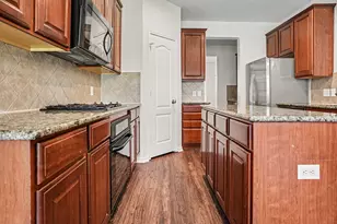 2836 Tranquilo, Grand Prairie, TX 75054 - Photo 11