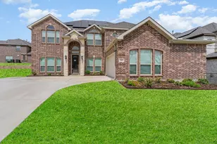 301 Calhoun St, Glenn Heights, TX 75154 - Photo 1