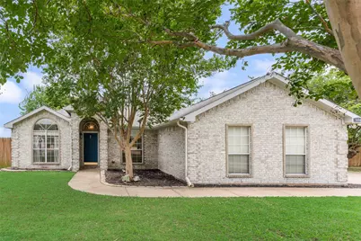 104 Bent Creek Court, Waxahachie, TX 75165 - Photo 5