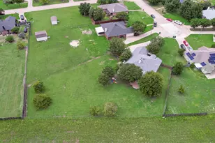 104 Bent Creek Ct, Waxahachie, TX 75165 - Photo 35