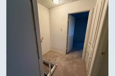 511 N Brazos Street #D, Granbury, TX 76048 - Photo 9