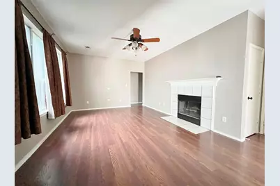 2809 Newport Avenue, Denton, TX 76209 - Photo 3