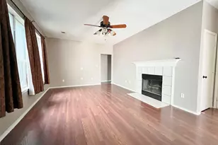 2809 Newport Ave, Denton, TX 76209 - Photo 3