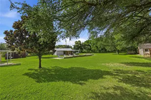 101 Pleasant Valley Ln, Weatherford, TX 76087 - Photo 29