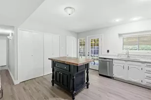 3917 Windflower Ln, Fort Worth, TX 76137 - Photo 15