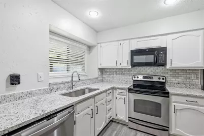 3917 Windflower Lane, Fort Worth, TX 76137 - Photo 19