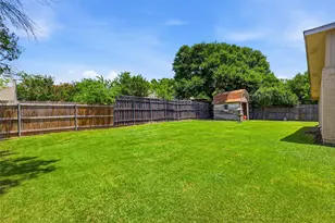 3917 Windflower Ln, Fort Worth, TX 76137 - Photo 37