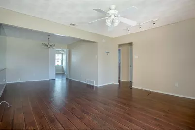 7010 Kingsbury Drive, Dallas, TX 75231 - Photo 9