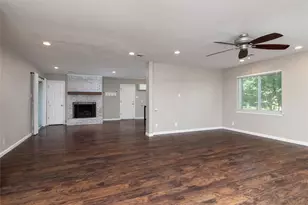 702 Commerce St, Euless, TX 76040 - Photo 13