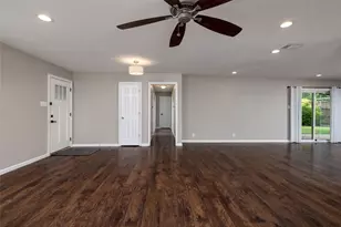 702 Commerce St, Euless, TX 76040 - Photo 11