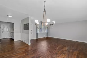 2504 S Fielder Rd, Arlington, TX 76015 - Photo 3
