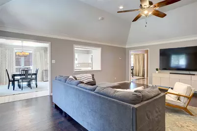 2218 Ridgecrest Trail, Carrollton, TX 75007 - Photo 5