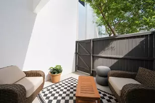 3906 Buena Vista St, Dallas, TX 75204 - Photo 5