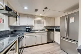 3906 Buena Vista St, Dallas, TX 75204 - Photo 11