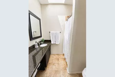 3906 Buena Vista Street #18, Dallas, TX 75204 - Photo 15