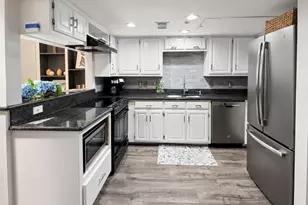 3906 Buena Vista St, Dallas, TX 75204 - Photo 11
