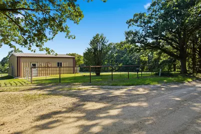 500 County Road 1300, Lake Creek, TX 75450 - Photo 17