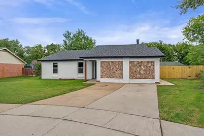 1004 E Georgian Road, Saginaw, TX 76179 - Photo 3
