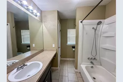 943 N Border Street, Cleburne, TX 76031 - Photo 9