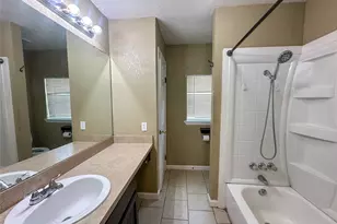 943 N Border St, Cleburne, TX 76031 - Photo 9