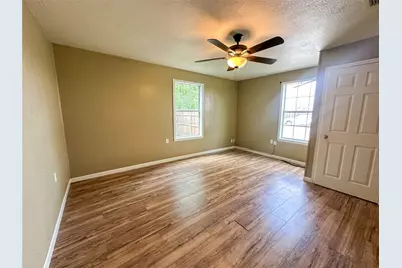 943 N Border Street, Cleburne, TX 76031 - Photo 5