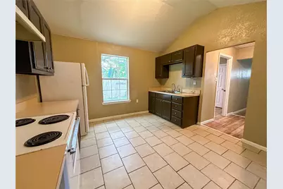 943 N Border Street, Cleburne, TX 76031 - Photo 11