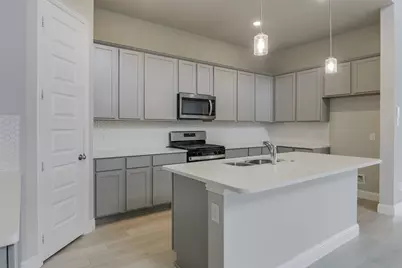 424 Burrow Drive, Waxahachie, TX 75167 - Photo 3