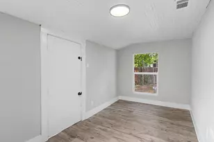 2643 Marburg St, Dallas, TX 75215 - Photo 13