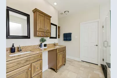 2005 Saint Pierre Drive, Carrollton, TX 75006 - Photo 15