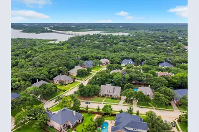 1918 Bridgestone Drive, Corinth, TX 76210 - Photo 37