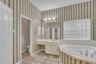 1918 Bridgestone Drive, Corinth, TX 76210 - Photo 15