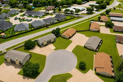1411 Courtney Place, Cleburne, TX 76033 - Photo 9