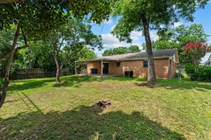 1324 Melrose Dr, Waco, TX 76710 - Photo 33