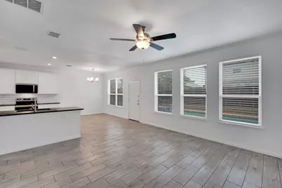 1113 Skylark Drive, Burleson, TX 76028 - Photo 11