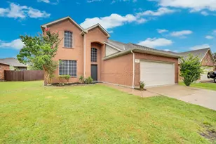 1113 Skylark Dr, Burleson, TX 76028 - Photo 3