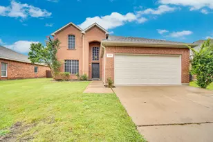 1113 Skylark Dr, Burleson, TX 76028 - Photo 1