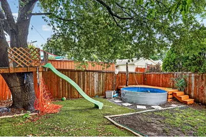 2806 Holy Cross Lane, Garland, TX 75044 - Photo 19