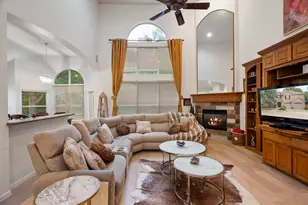 801 Hackberry Ridge Dr, McKinney, TX 75072 - Photo 5