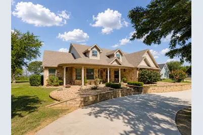 711 Crows Point, Lake Bridgeport, TX 76426 - Photo 5