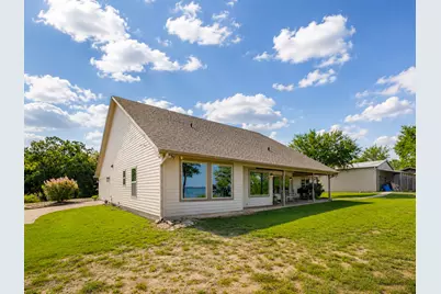 711 Crows Point, Lake Bridgeport, TX 76426 - Photo 35